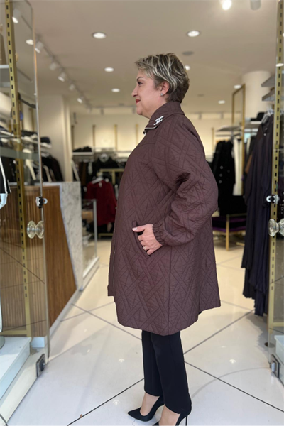 Selma Büyük Beden Cepli ve Broş Detaylı Siyah Uzun Kap