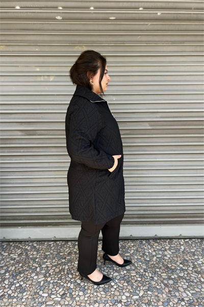 Selma Büyük Beden Cepli ve Broş Detaylı Siyah Uzun Kap