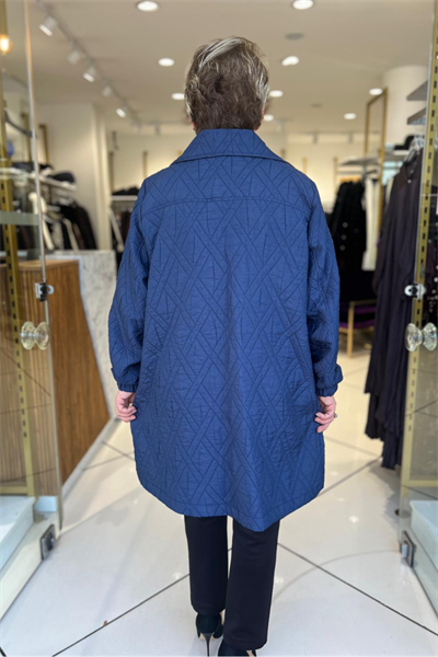 Selma Büyük Beden Cepli ve Broş Detaylı Siyah Uzun Kap