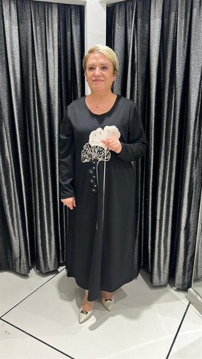 Selma Büyük Beden Cepli Yaprak Desenli Siyah Elbise