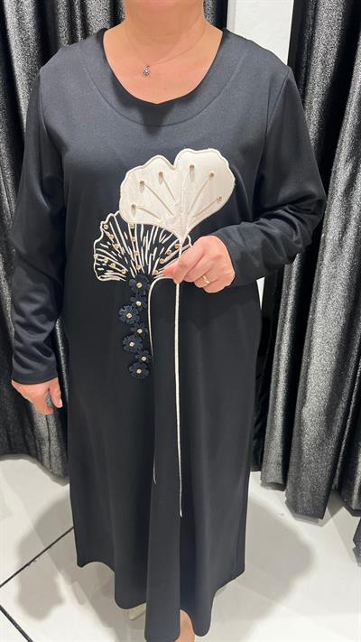 Selma Büyük Beden Cepli Yaprak Desenli Siyah Elbise