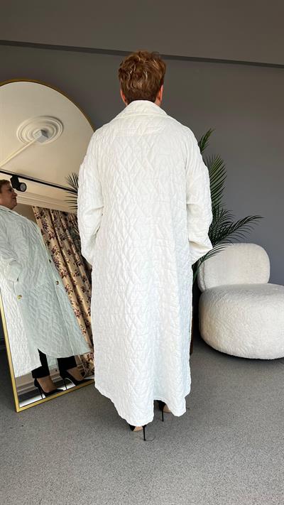 Selma Büyük Beden Çiçek Broşlu Pardesü