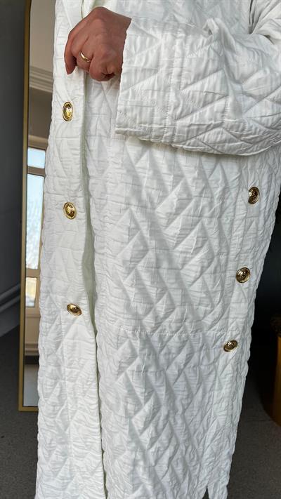 Selma Büyük Beden Çiçek Broşlu Pardesü