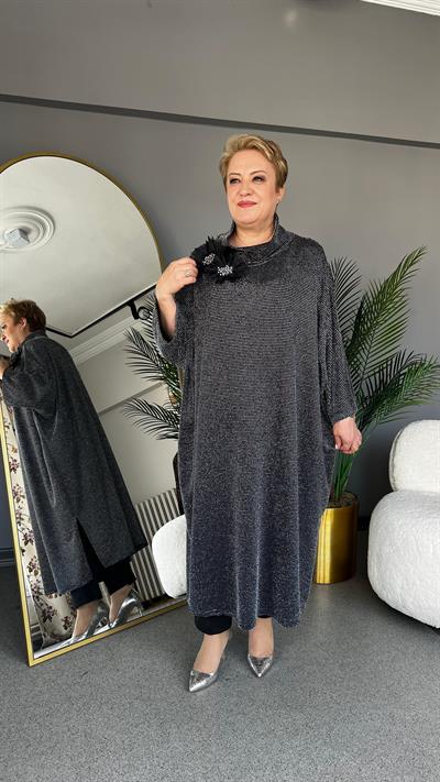 Selma Büyük Beden Çiçek Broşlu Tunik