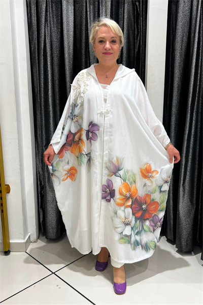 Selma Büyük Beden Çiçek Desenli Askılı İçlikli Kap
