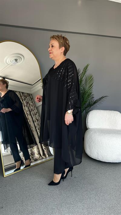 Selma Büyük Beden Çiçek Desenli Bluz