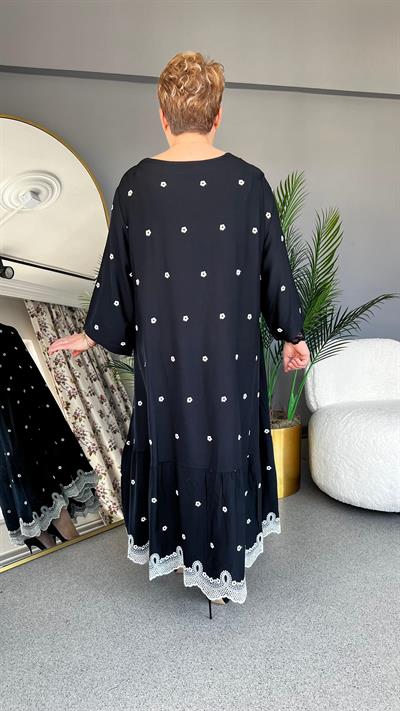 Selma Büyük Beden Çiçek Desenli Elbise