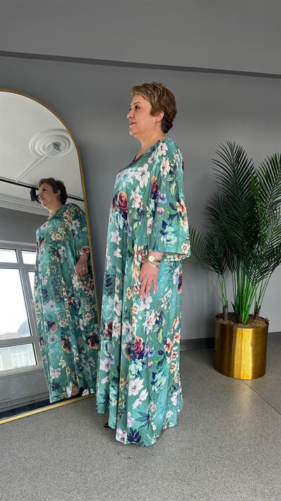 Selma Büyük Beden Çiçek Desenli Elbise