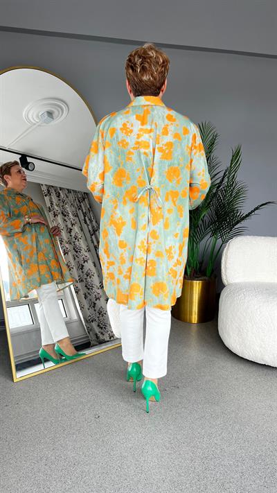 Selma Büyük Beden Çiçek Desenli Gömlek