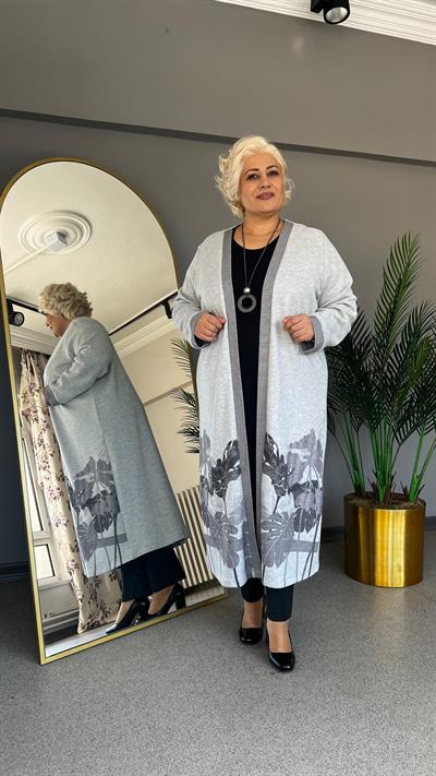 Selma Büyük Beden Çiçek Desenli Hırkalı Takım