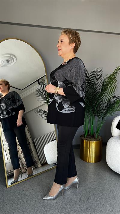 Selma Büyük Beden Çiçek Desenli Kazak