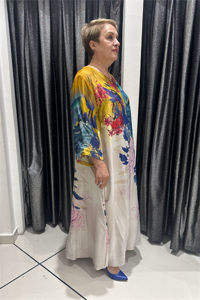 Selma Büyük Beden Çiçek Desenli Uzun Elbise