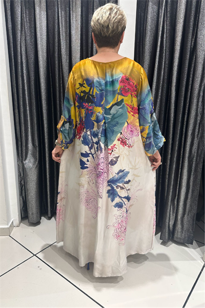 Selma Büyük Beden Çiçek Desenli Uzun Elbise