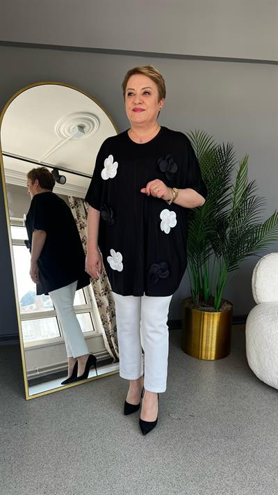 Selma Büyük Beden Çiçek Detaylı Bluz