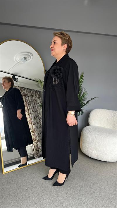 Selma Büyük Beden Çiçek Detaylı Hırka