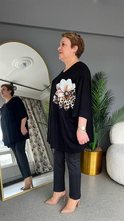 Selma Büyük Beden Çiçek İşlemeli Bluz