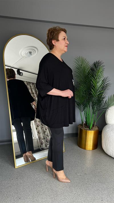 Selma Büyük Beden Çiçek İşlemeli Bluz