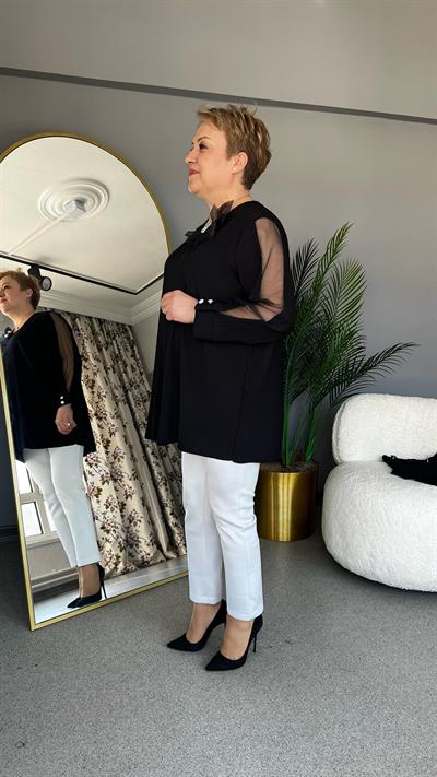 Selma Büyük Beden Çiçek İşlemeli Bluz