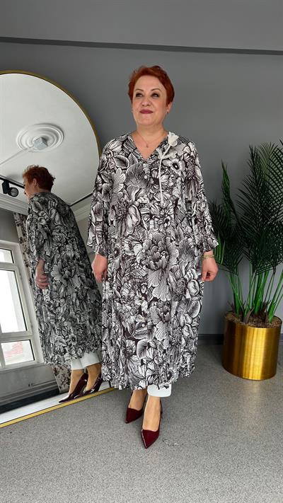 Selma Büyük Beden Çiçek İşlemeli Elbise