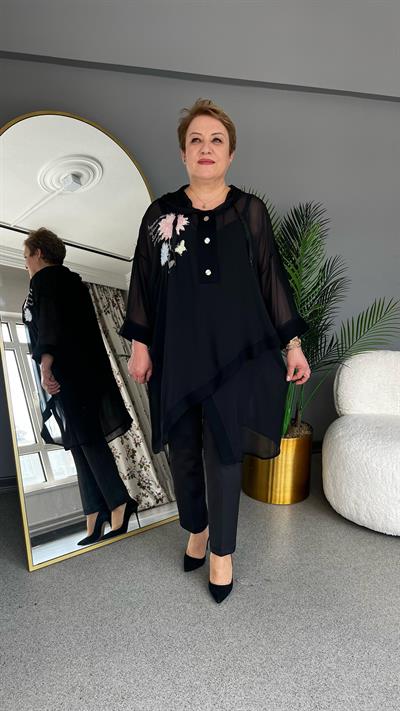 Selma Büyük Beden Çiçek İşlemeli Şifon Tunik