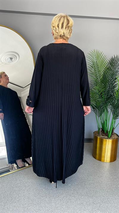 Selma Büyük Beden Çiçek Motifli Plise Elbise