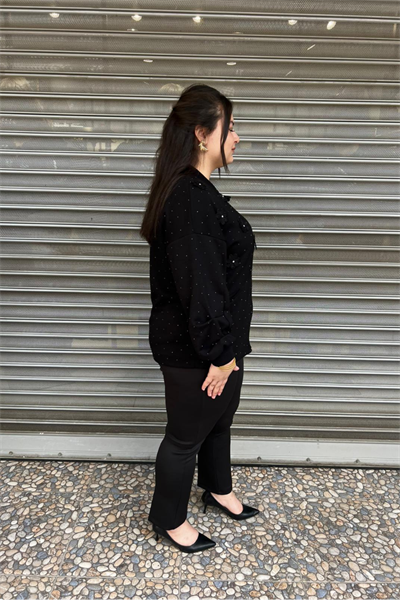 Selma Büyük Beden Çiiçek Aplikeli Hırka