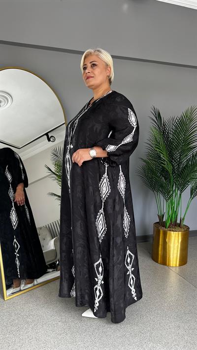 Selma Büyük Beden Çini Baklava Desenli Elbise