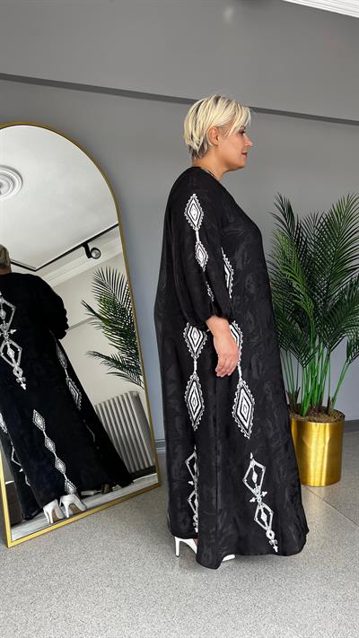 Selma Büyük Beden Çini Baklava Desenli Elbise