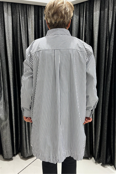 Selma Büyük Beden Çizgili Nakış İşleme Detaylı Tunik