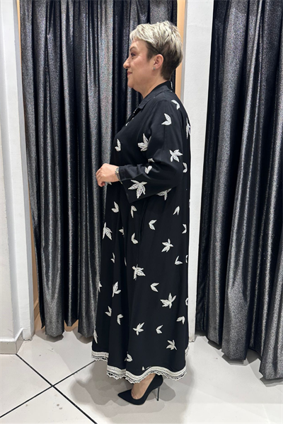 Selma Büyük Beden Dantel Detaylı Düğmeli Elbise