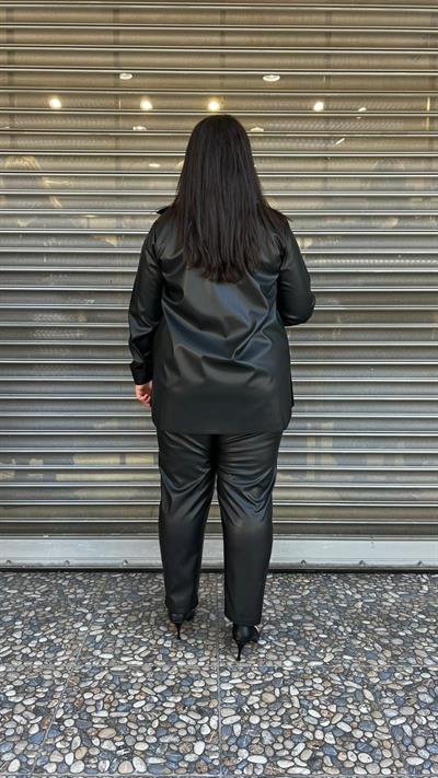 Selma Büyük Beden Deri Ceketli İçli Dışlı Takım