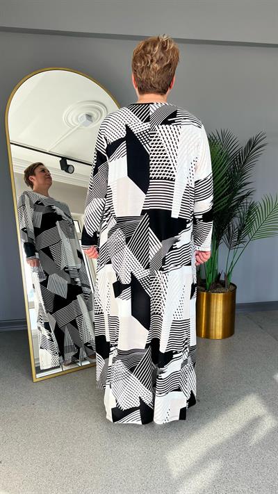 Selma Büyük Beden Desenli Viscon Elbise