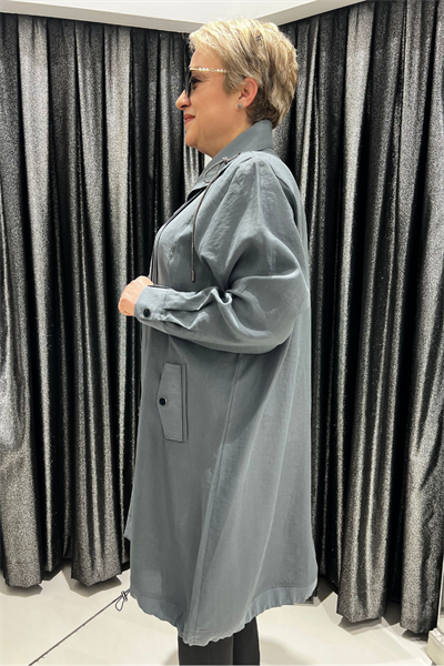 Selma Büyük Beden Devrik Yaka Çıtçıtlı Kap