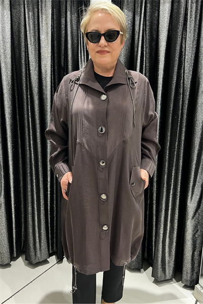 Selma Büyük Beden Devrik Yaka Çıtçıtlı Kap