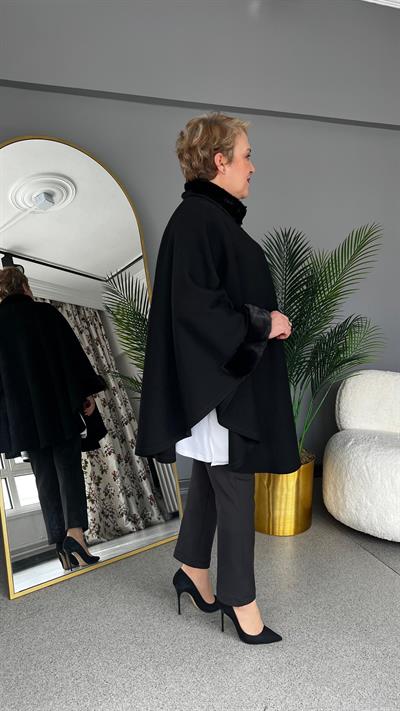 Selma Büyük Beden Dik Kürk Yakalı Pelerin/Panço