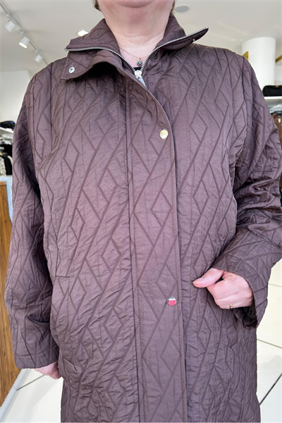 Selma Büyük Beden Dik Yaka Kapitone Kap