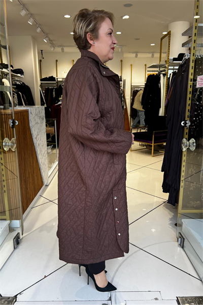 Selma Büyük Beden Dik Yaka Kapitone Kap