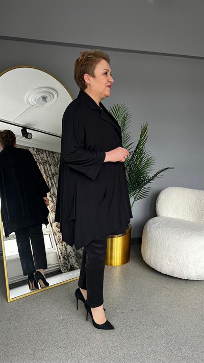 Selma Büyük Beden Dökümlü Ceket