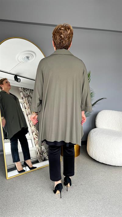 Selma Büyük Beden Dökümlü Ceket