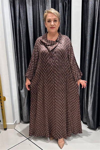 Selma Büyük Beden Dökümlü Yaka Pamuk Saten Elbise