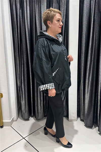 Selma Büyük Beden Ekose Detaylı Kapüşonlu Trenç