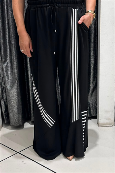 Selma Büyük Beden Fermuarlı Patch Detaylı Takım