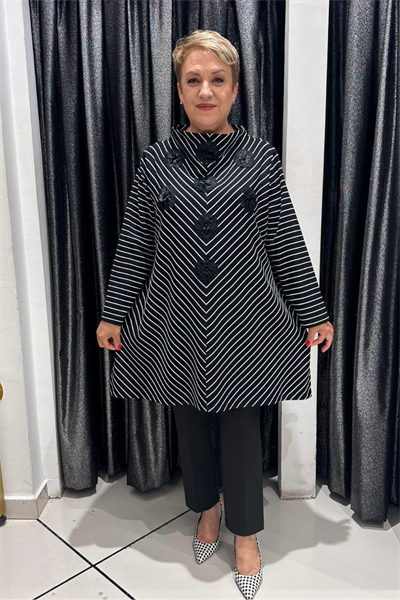 Selma Büyük Beden Floral Aplikeli Çelik Kumaş Tunik