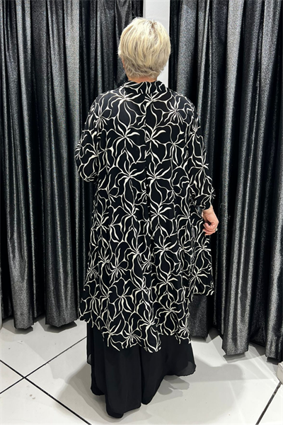 Selma Büyük Beden Floral Desenli Altlı Üstlü Takım