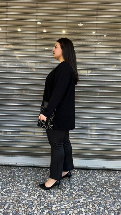 Selma Büyük Beden Geometrik Detaylı Kolye Hediyeli Bluz