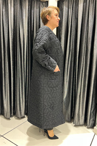 Selma Büyük Beden Geometrik Kapitone Pardesü