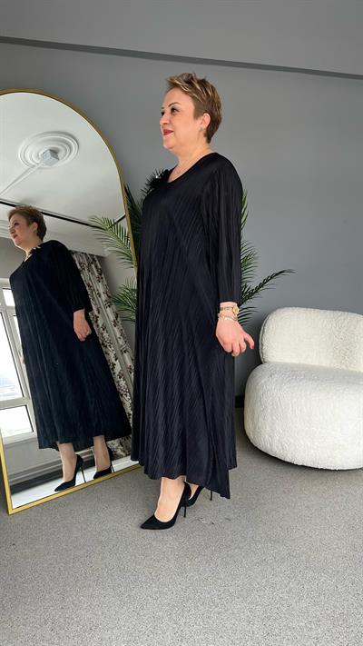 Selma Büyük Beden İnci Broş Detaylı Elbise