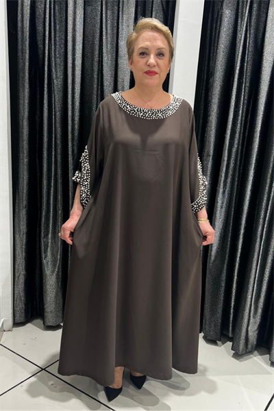 Selma Büyük Beden İnci Detaylı Siyah Elbise