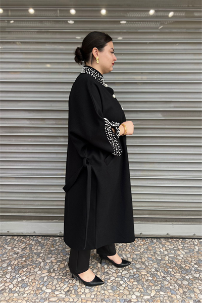 Selma Büyük Beden İnci İşlemeli Cepli Kaşe Kaban