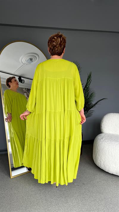 Selma Büyük Beden İnci İşlemeli Elbise